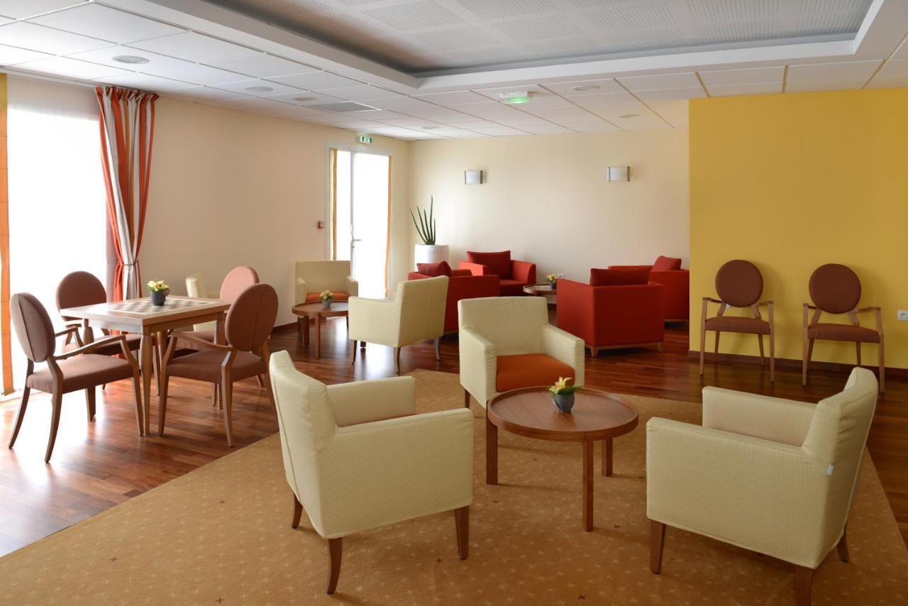 Domitys Les Tours D'Or Aparthotel Perpignan Exterior photo